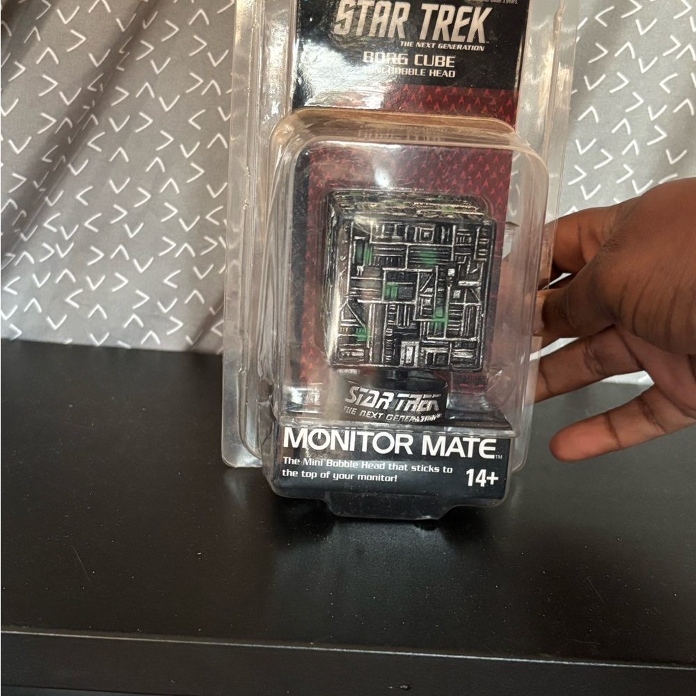 Star Trek Borg Cube Monitor Mate - Black and Green